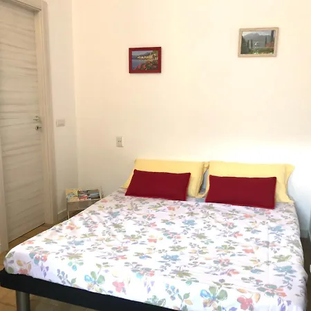 Casa Carolina Ground Floor 2-4 Sleeps Bellagio